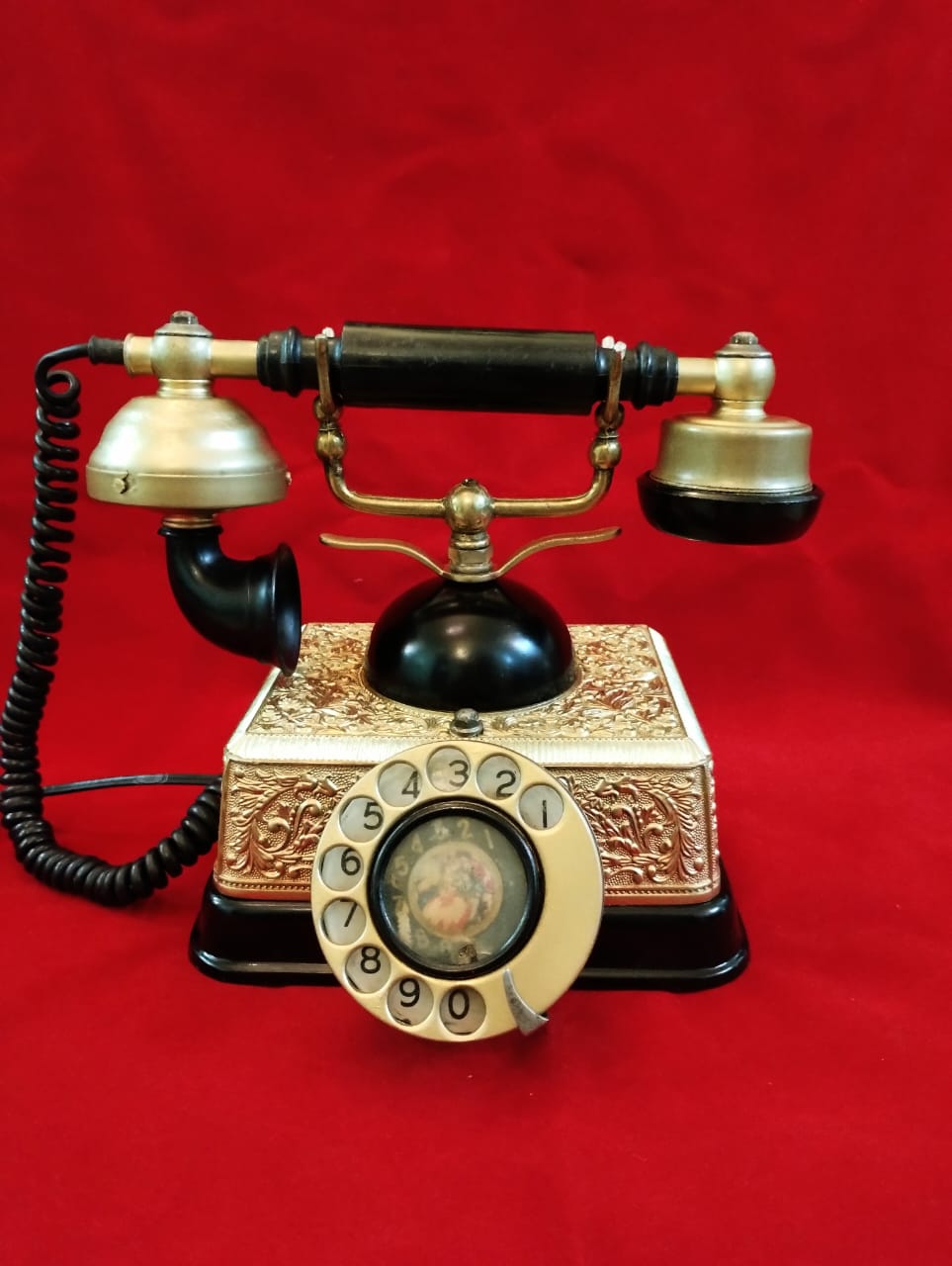 French Baroque Imperial Rotary Telephone – Fully Functional Vintage Landline (1970s)